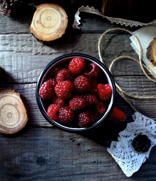 Berry lampone rosso mug albero rustico