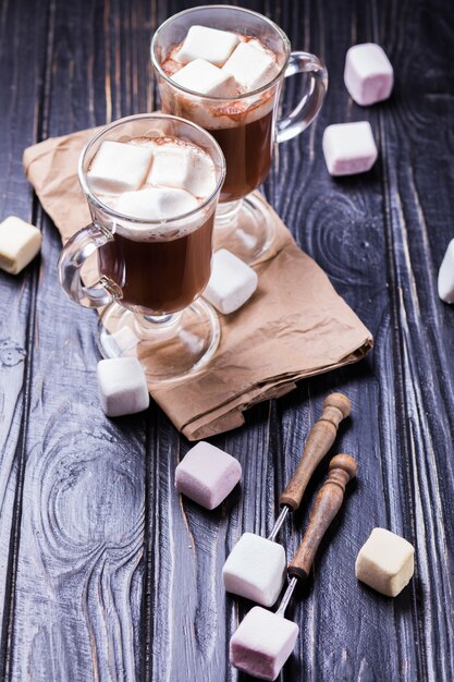 Bevanda al cacao con marshmallow