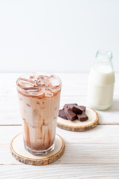 Bevanda di frappè al cioccolato ghiacciato