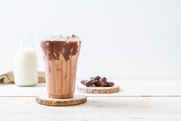 Bevanda di frappè al cioccolato ghiacciato