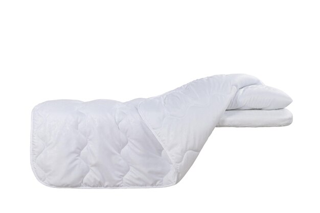 biancheria da letto cuscino e coperta realizzati in tessuto trapuntato con caratteristiche di cucitura e lavorazione