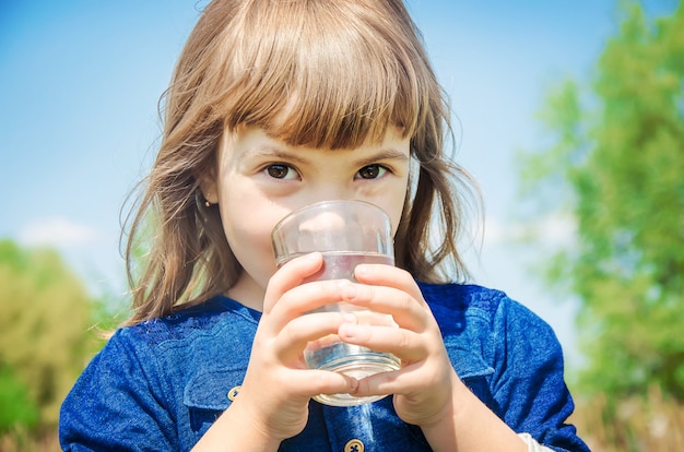 Bicchiere d&#39;acqua per bambini