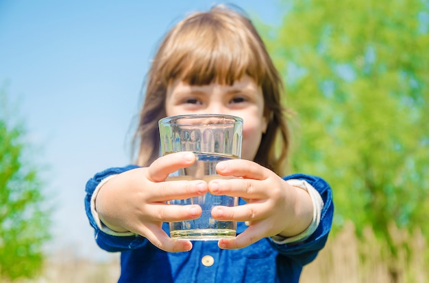 Bicchiere d&#39;acqua per bambini