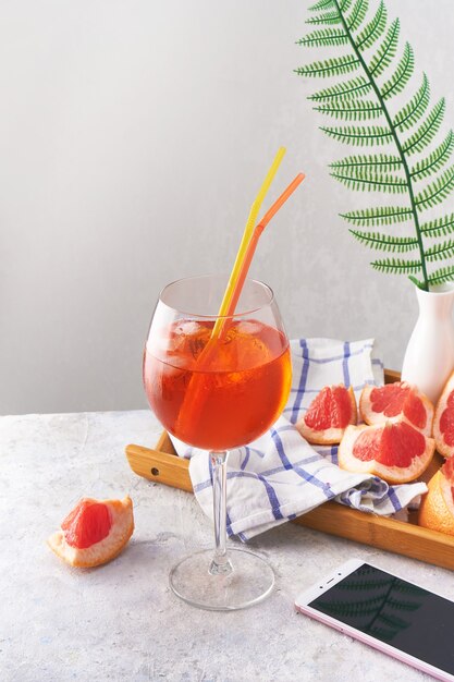 bicchiere di aperol cocktail