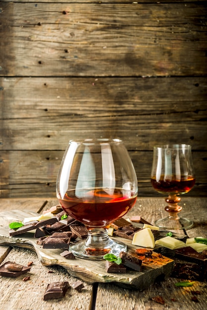 Bicchiere di brandy, whisky o cognac