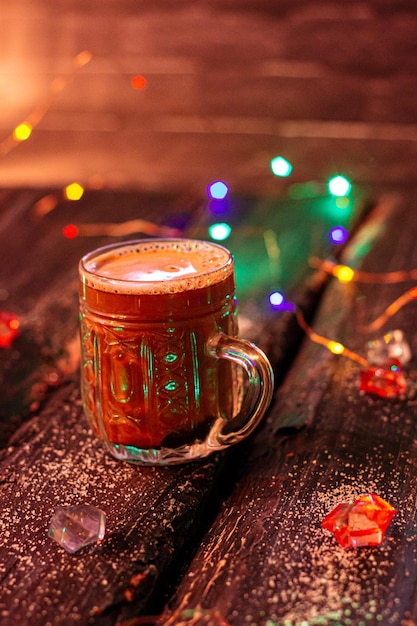 Bicchiere di cioccolato caldo al cacao delizioso