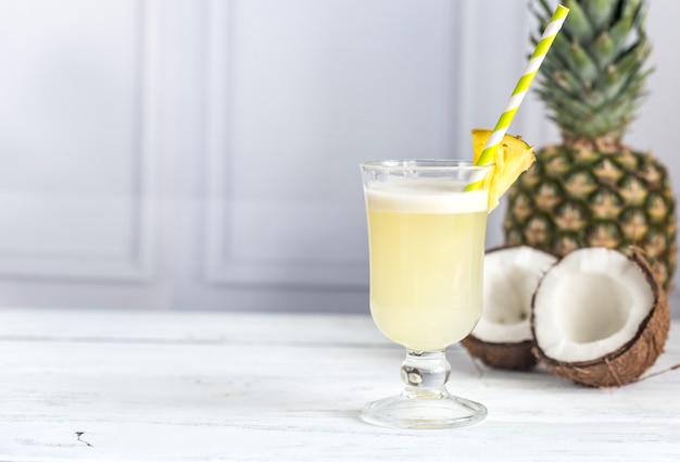 Bicchiere di pina colada