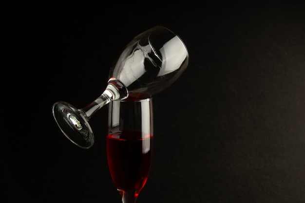 bicchieri da vino equilibrati