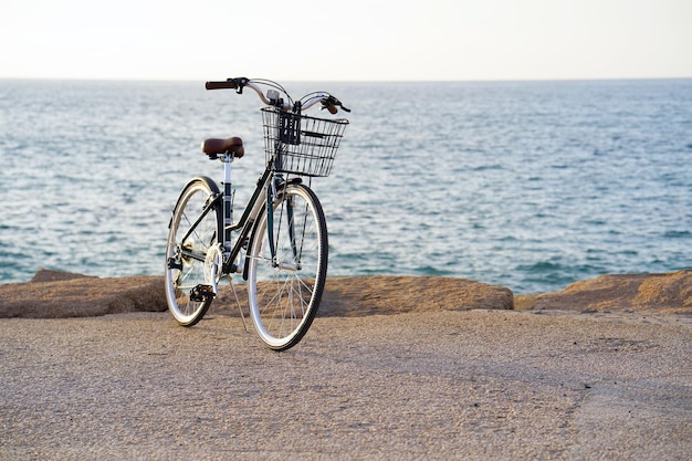 Bici sullo sfondo del mare