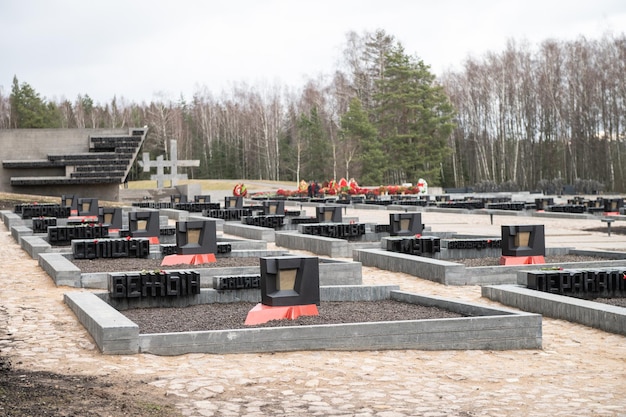 Bielorussia Minsk marzo 2023 Complesso commemorativo del villaggio di Khatyn Museo della memoria del cimitero del villaggio