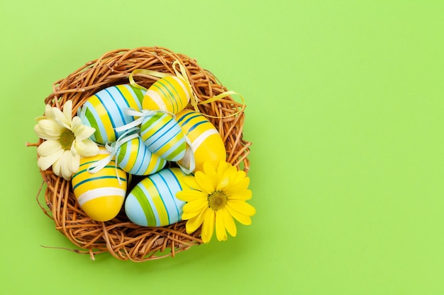 Biglietto di auguri di Pasqua con le uova di Pasqua