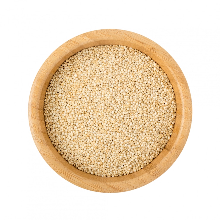 Photo biji quinoa atau chenopodium quinoa terisolasi