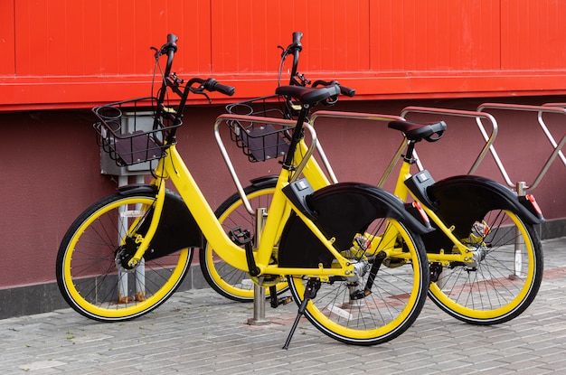 Bike sharing parcheggio, sistema di trasporto urbano, protezione ambientale