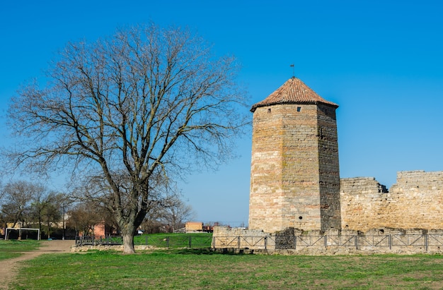 Bilhorod-Dnistrovskyi o fortezza Akkerman, regione di Odessa, Ucraina, in una soleggiata mattina di primavera