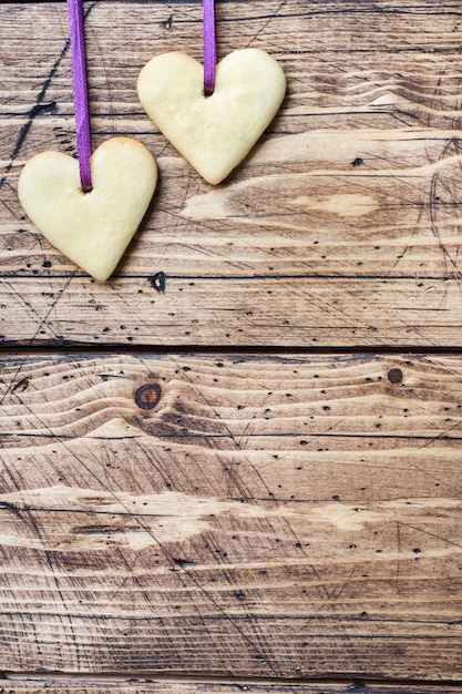 Biscotti a forma di cuore per San Valentino.