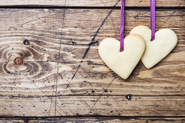 Biscotti a forma di cuore per San Valentino.