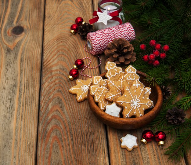 Biscotti allo zenzero e miele di Natale