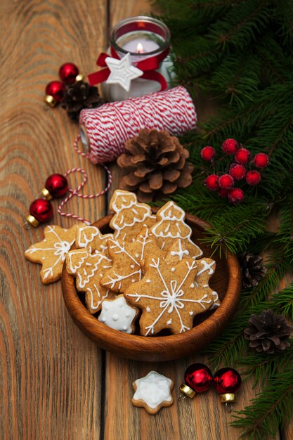 Biscotti allo zenzero e miele di Natale