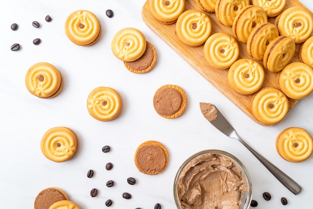 biscotti con crema al caffè