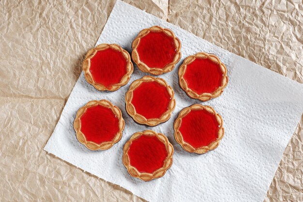 Biscotti con marmellata