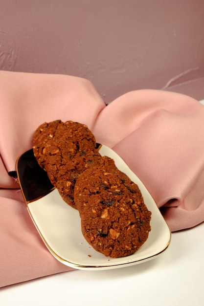 biscotti con scaglie di cioccolato fondente