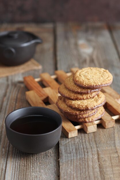 Biscotti d'avena e tè