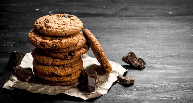 Biscotti di farina d'avena con cioccolato