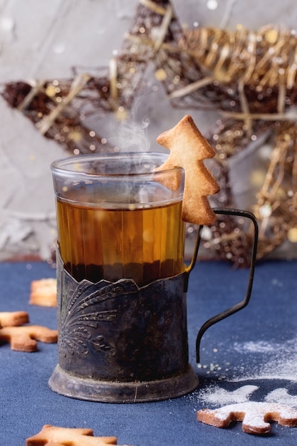 Biscotti di Natale di pasta frolla per tazze