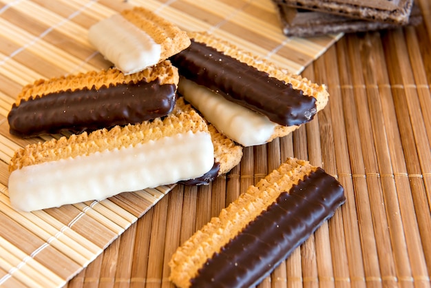 Biscotti e biscotti, ripieni e fatti in casa.