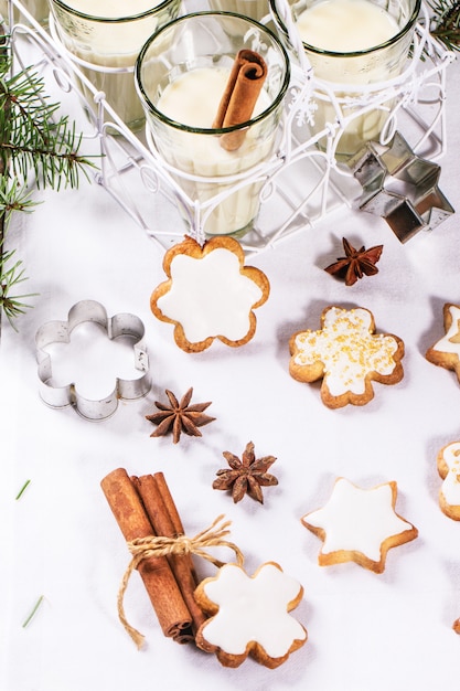 Biscotti e cocktail di Natale