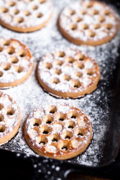 Biscotti freschi fatti in casa con miele