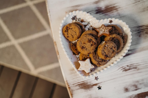 biscotti pan di zenzero con cacao