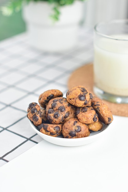 Biscotti vegani al cioccolato