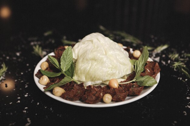 Bistecca cigkofte di cibo turco alla turca o chee kofta