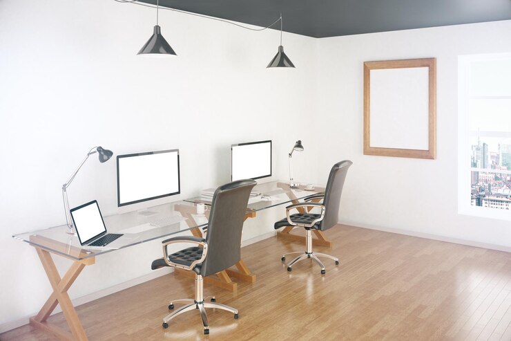 Photo blank screens in office