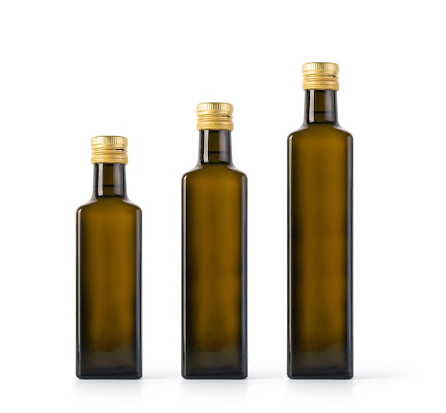 Bottiglia di olio d'oliva su un bianco