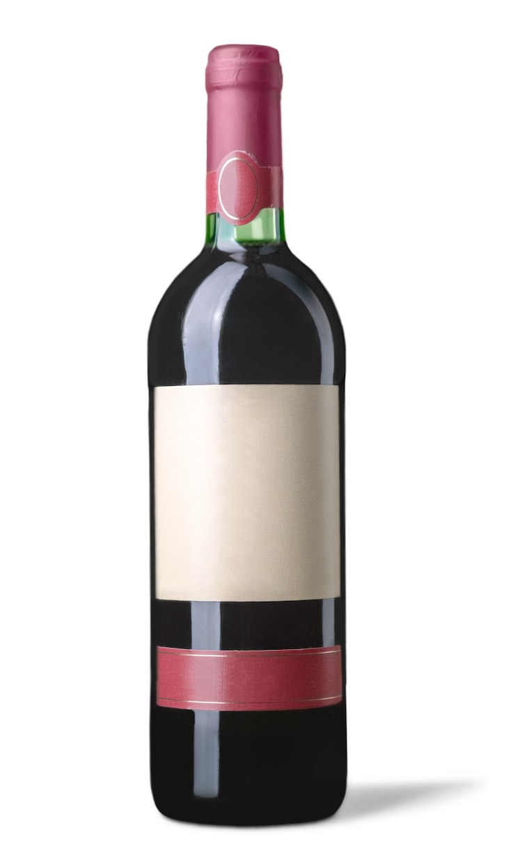Foto bottiglia di vino rosso