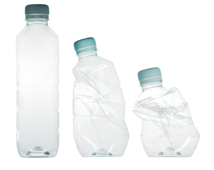 Foto bottiglie d&#39;acqua in plastica quando può essere riciclato.