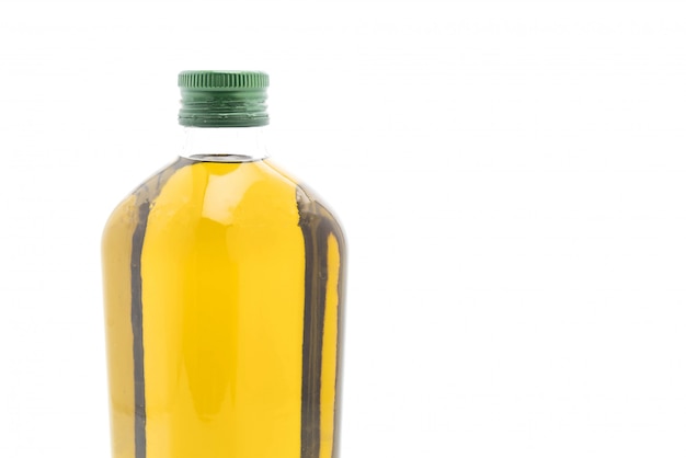 Bottiglie di olio d&#39;oliva isolate su bianco