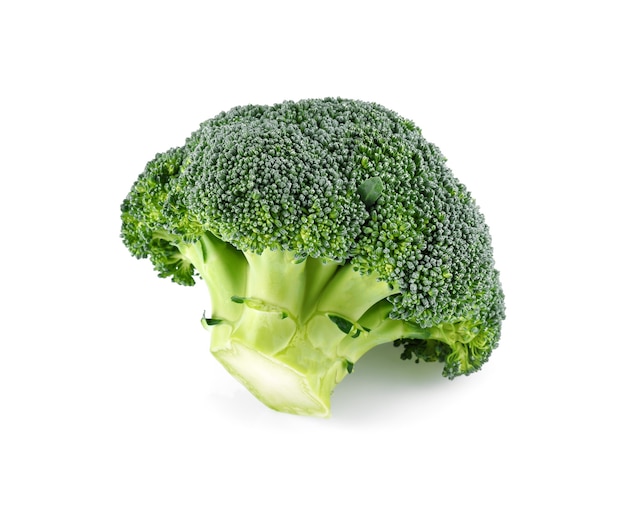 Broccoli isolati sulla parete bianca