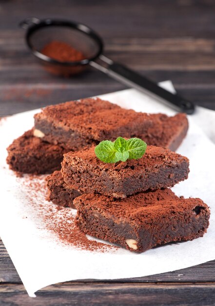 Brownies di torta al cioccolato