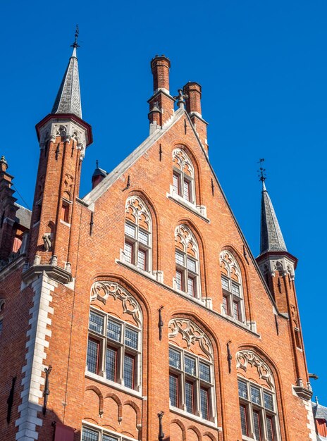 Brugge scene della città in Belgio edifici residenziali chiesa scene attraenti e belle