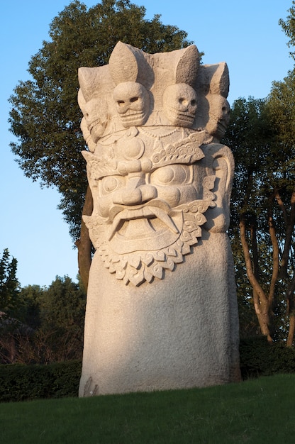 Buddha di pietra