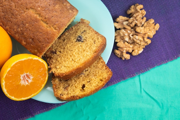 Budin de naranja con frutti secchi per celiaci