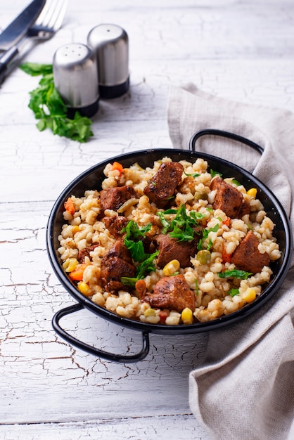 Bulgur con carne e verdure