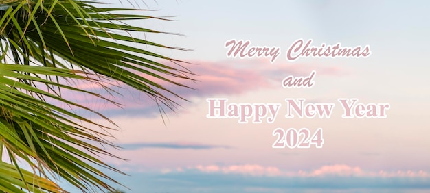 Buon anno 2024 testo sullo sfondo dell'alba spazio per il testo di saluto Buon Natale