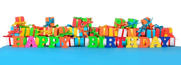 Buon compleanno testo colorato sullo sfondo di regali multicolori