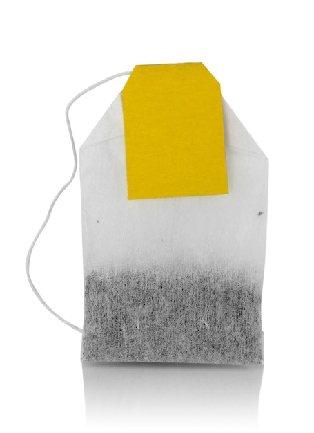Bustina di tè isolata su bianco