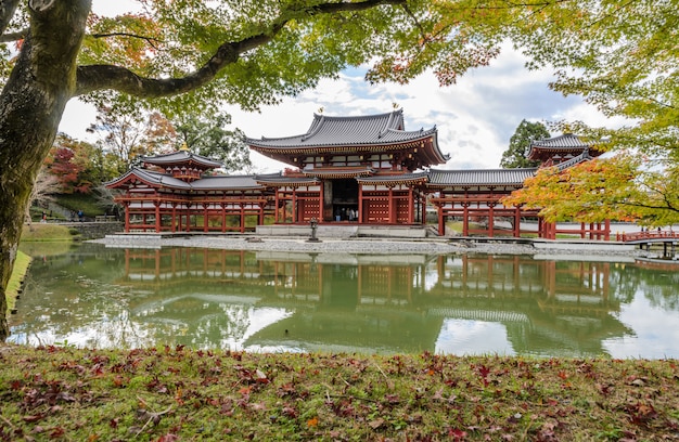 Byodo-in temple (Phoenix Hall) è un tempio buddista di Uji, nella Prefettura di Kyoto, in Giappone