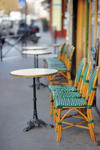 Caffè all&#39;aperto di estate a Parigi, Francia